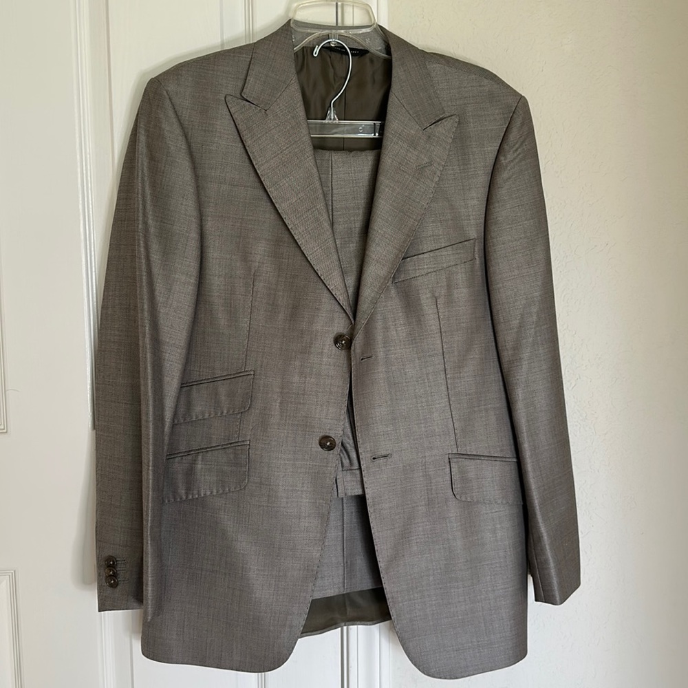Banana Republic Men's Gray Two-Button Suit Jacket